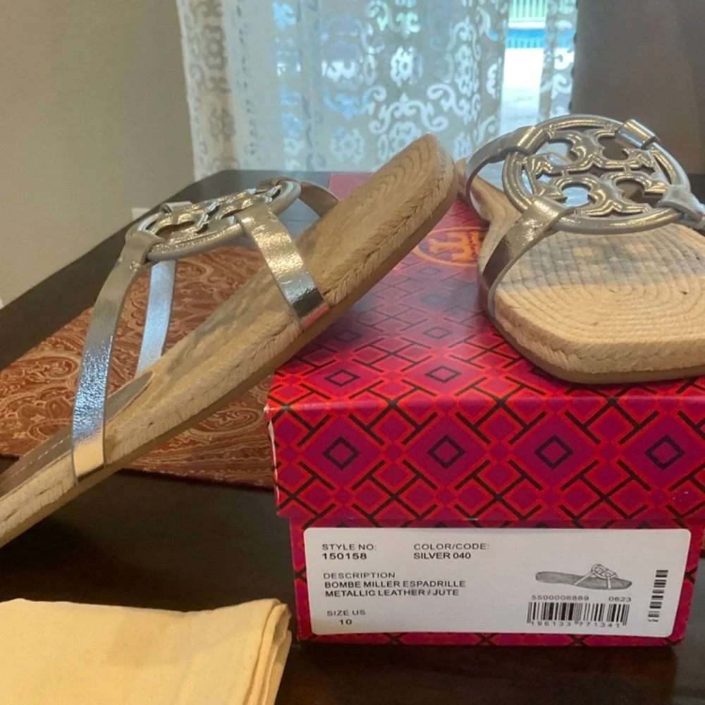 Tory Burch Bombe Miller Espadrille Sandals in silver size10, BNIB, MSRP$248 - Picture 2 of 3